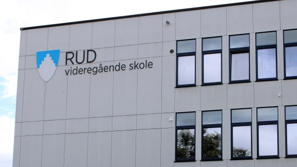 Lenke til artikkel: Åpning av A-bygget på Rud vgs