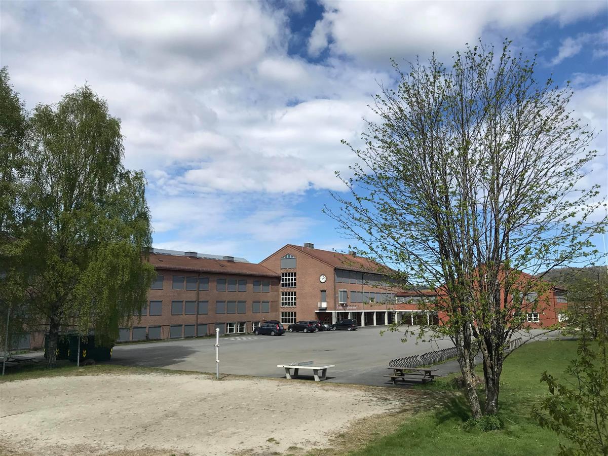 Skolens Historie Asker Videreg ende Skole Skolens Historie Asker Videreg ende Skole