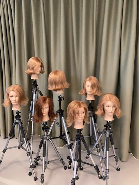 Bilde av dukkehoder med klipp - Klikk for stort bilde