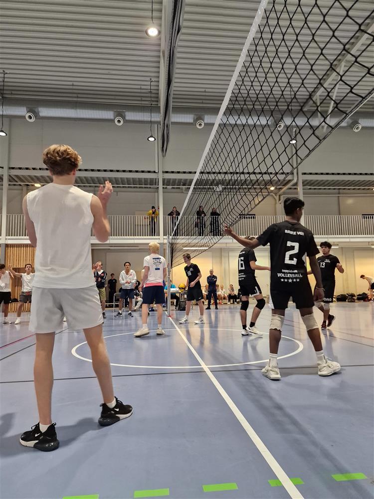 Vollyballturnering 2024 - Klikk for stort bilde